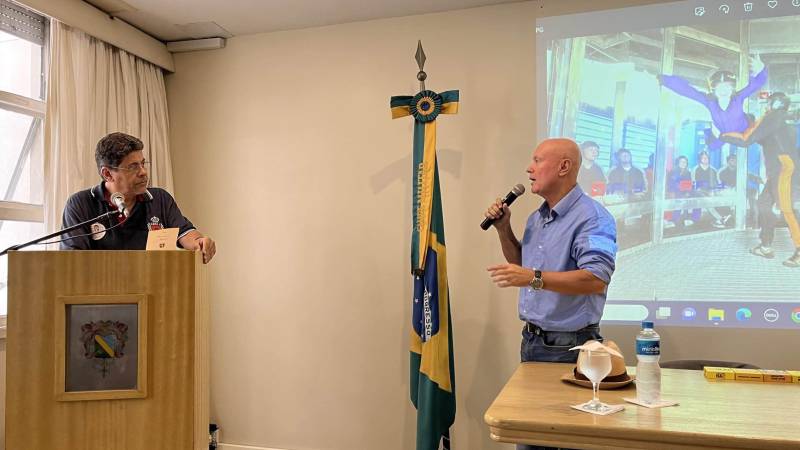 Clube De Oratoria